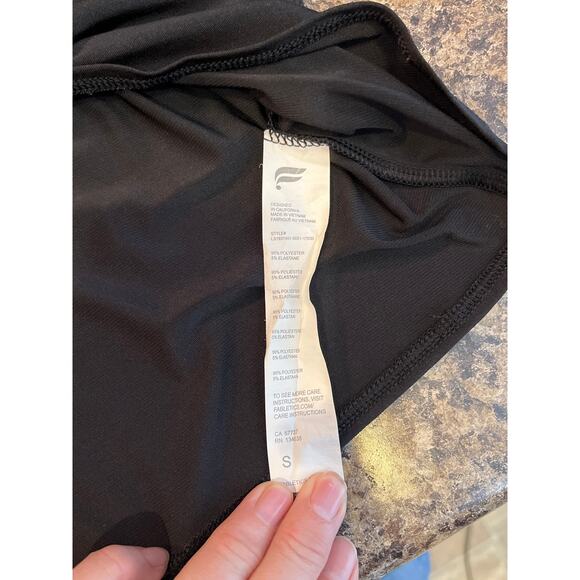 Fabletics Knit Twist Front Top Black V Neck Small Crop - Picture 6 of 9